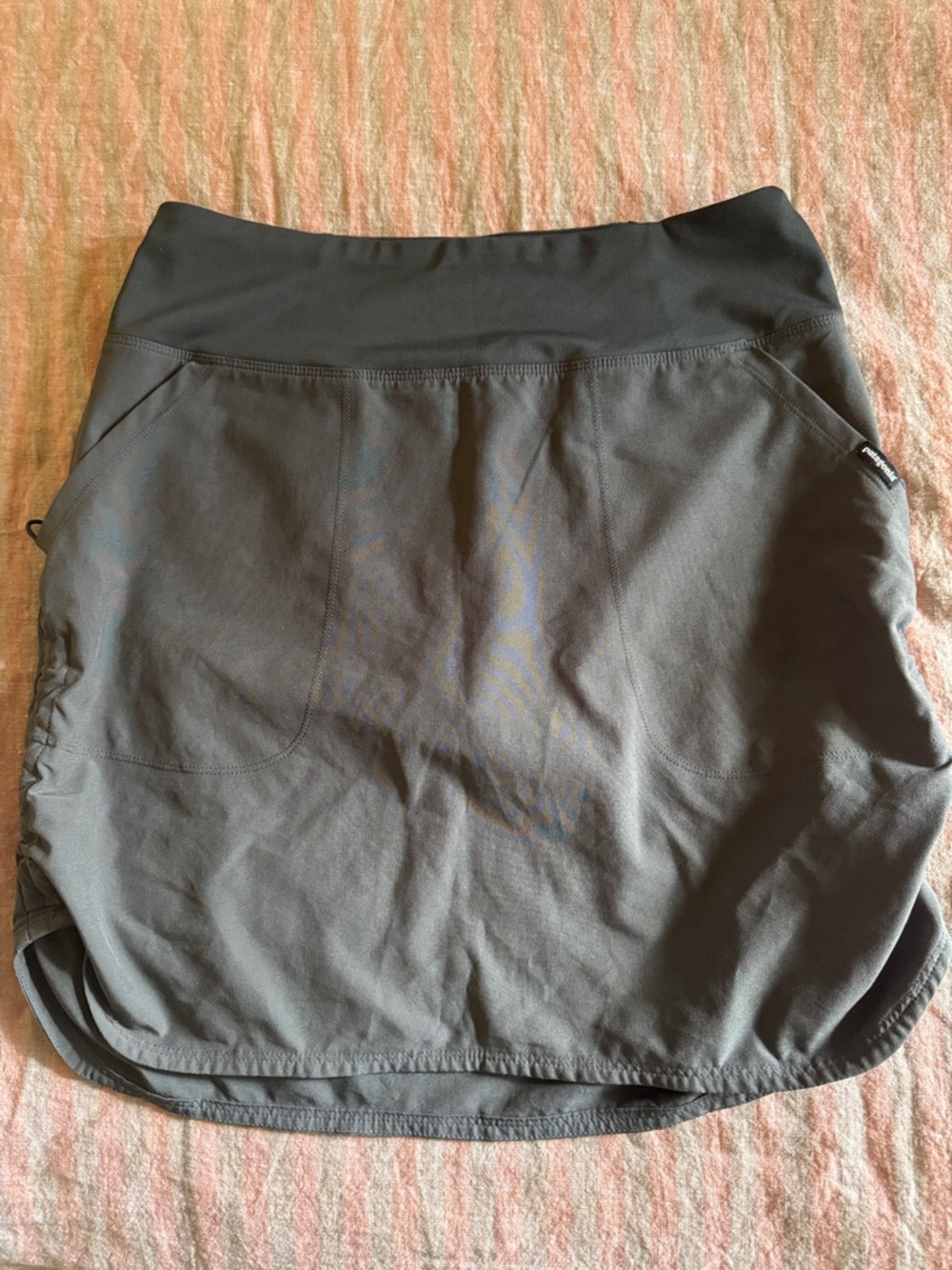 Patagonia Black and Gray action skort